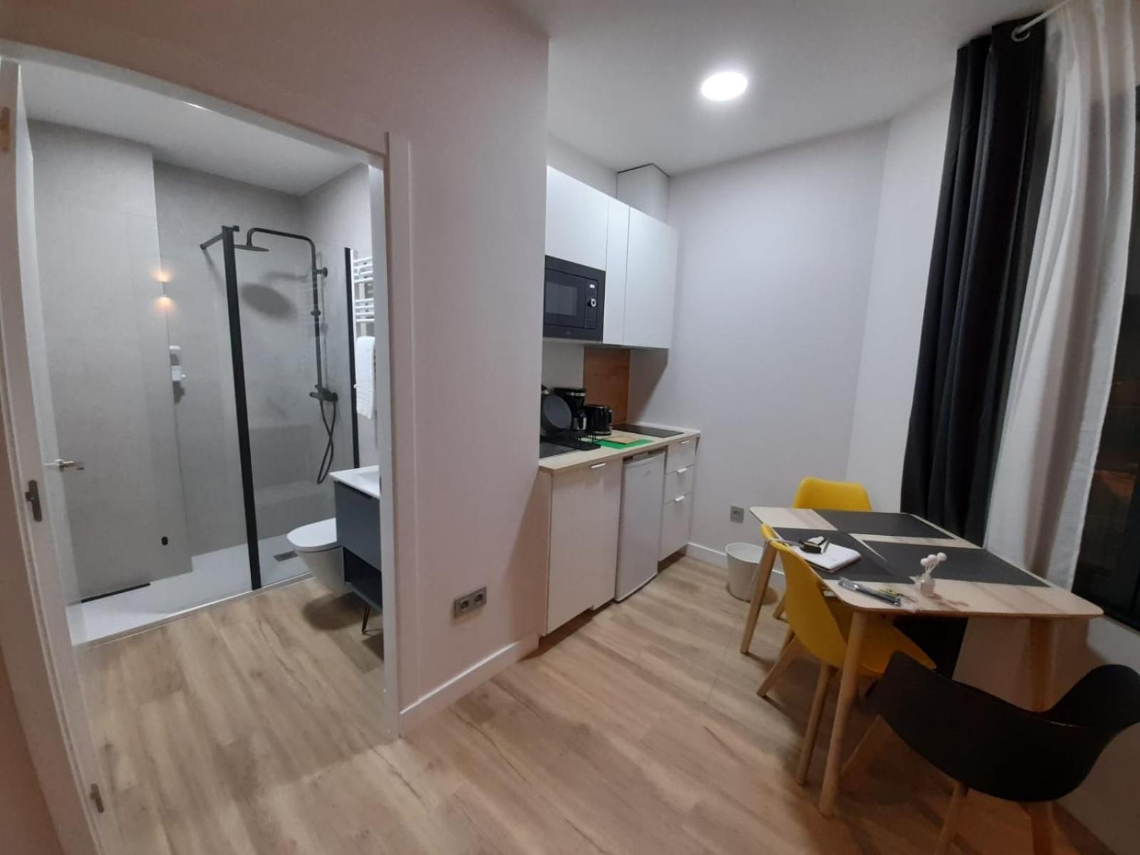 Apartamentos Recunchos Оренсе Экстерьер фото